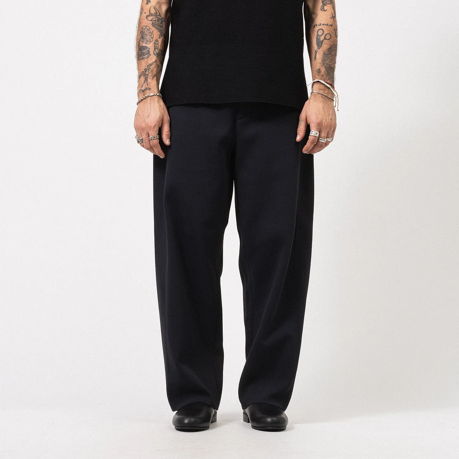 [CFCL] CF008KF104 MILAN RIB CURVED PANTS _ BLACK